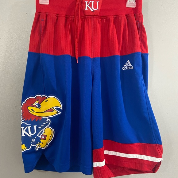 Mens KU Kansas Jayhawks basketball shorts - Picture 1 of 3
